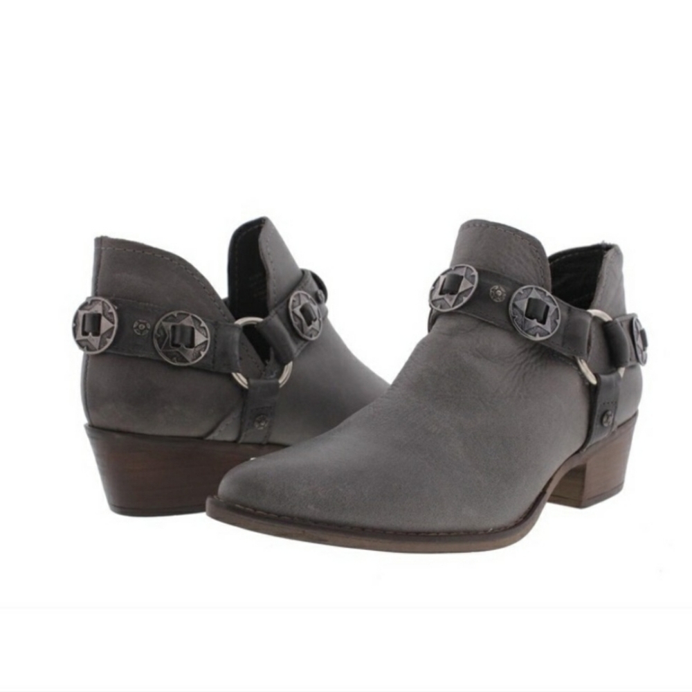 ❤Steve Madden Aces Harness Ankle Booties Western❤